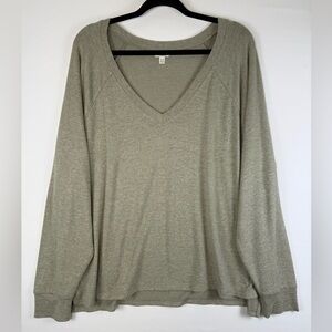 Lucky Brand Women’s V-Neck High-Low Pullover, Green, XL